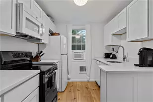 190 Railroad Ave, Portsmouth, RI 02871 - Photo 10