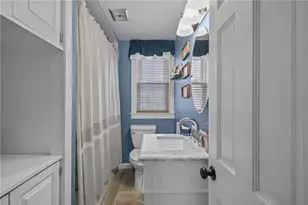 496 Daggett Ave, Pawtucket, RI 02861 - Photo 22