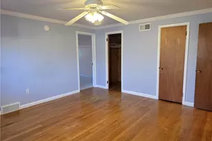 38 Brettonwoods Dr, Cranston, RI 02920 - Photo 18