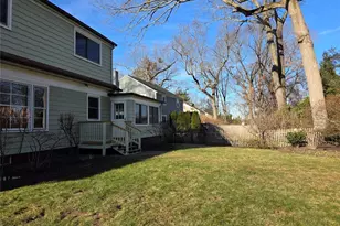 38 Brettonwoods Dr, Cranston, RI 02920 - Photo 30