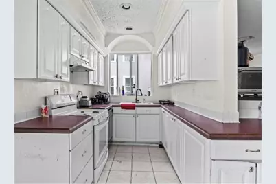 58 Oakley Road, Woonsocket, RI 02895 - Photo 6