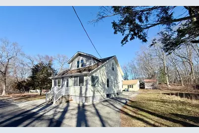 4 Arcade Street, Johnston, RI 02919 - Photo 2