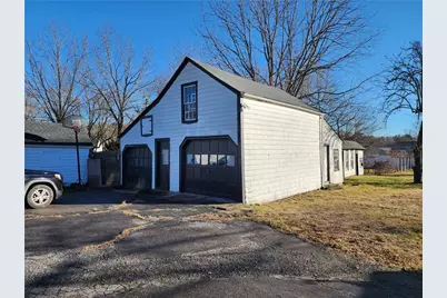 140 S Main Street, Coventry, RI 02816 - Photo 32