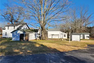 140 S Main St, Coventry, RI 02816 - Photo 4