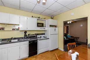 357 Warwick Neck Ave, Warwick, RI 02889 - Photo 14