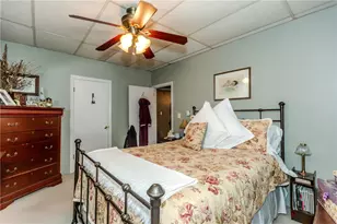 357 Warwick Neck Ave, Warwick, RI 02889 - Photo 10