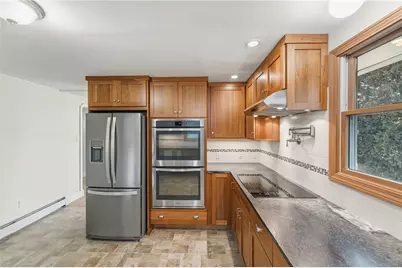 382 Beavertail Road, Jamestown, RI 02835 - Photo 10