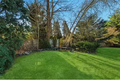 382 Beavertail Road, Jamestown, RI 02835 - Photo 4