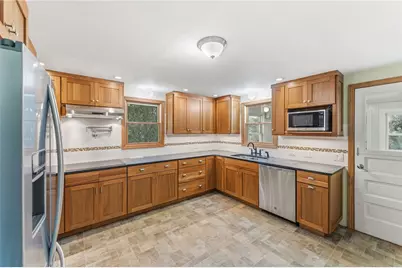 382 Beavertail Road, Jamestown, RI 02835 - Photo 8