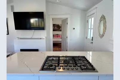 76 Memorial Boulevard #Rear, Newport, RI 02840 - Photo 8