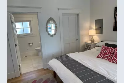 76 Memorial Boulevard #Rear, Newport, RI 02840 - Photo 16