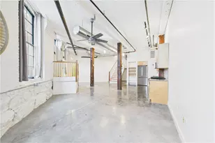 28 Bayley St, Pawtucket, RI 02860 - Photo 14