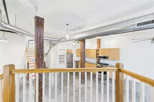 28 Bayley St, Pawtucket, RI 02860 - Photo 4