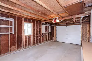 11 Granada Terrace, Middletown, RI 02842 - Photo 24