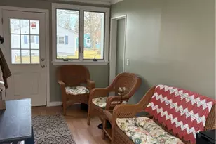 29 Dakota St, Providence, RI 02904 - Photo 10