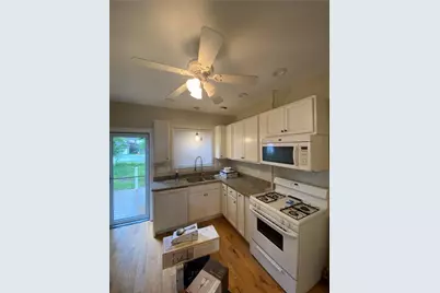 86 Bluff Avenue, Warwick, RI 02886 - Photo 2