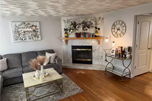 210 Pinecrest Dr, Pawtucket, RI 02861 - Photo 4