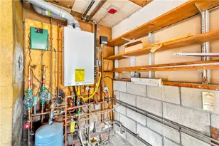 23 Columbus Ave, Johnston, RI 02919 - Photo 24