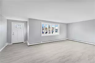 23 Columbus Ave, Johnston, RI 02919 - Photo 10