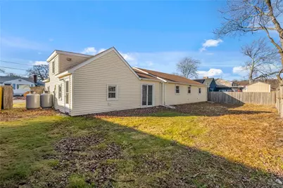 23 Columbus Avenue, Johnston, RI 02919 - Photo 22