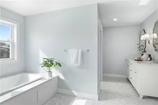 32 Arrowhead Dr, Tiverton, RI 02878 - Photo 18