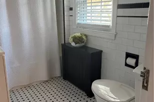 42 Pelham Pkwy, North Providence, RI 02911 - Photo 20