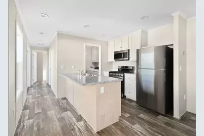 38 Lowell Avenue, Pawtucket, RI 02861 - Photo 6