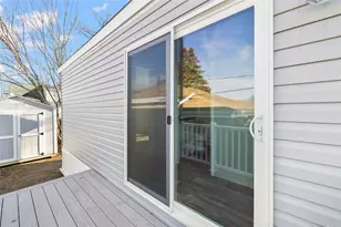 38 Lowell Ave, Pawtucket, RI 02861 - Photo 26