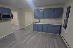 494 Wood Ave, Woonsocket, RI 02895 - Photo 12