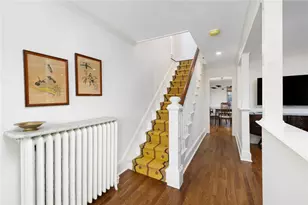 23 Mt Vernon St, Newport, RI 02840 - Photo 4