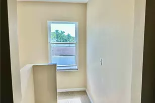 6 Stockwell St, Providence, RI 02909 - Photo 12
