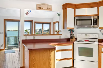 210 Washington Street, South Kingstown, RI 02879 - Photo 12