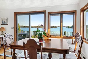 210 Washington St, South Kingstown, RI 02879 - Photo 16