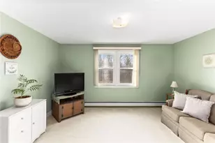 555 Diamond Hill Rd, Woonsocket, RI 02895 - Photo 24