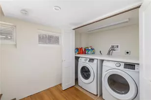 26 Narragansett Ave, Newport, RI 02840 - Photo 42