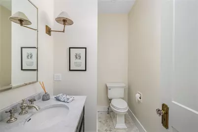 26 Narragansett Avenue, Newport, RI 02840 - Photo 22