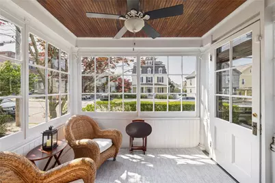 26 Narragansett Avenue, Newport, RI 02840 - Photo 10