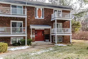 5 Stonehenge Dr, Smithfield, RI 02828 - Photo 2