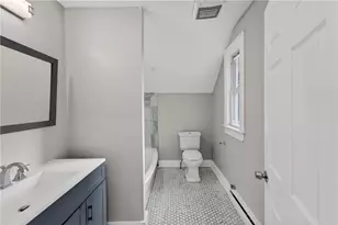 1354 Cranston St, Cranston, RI 02920 - Photo 22