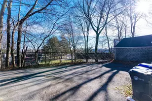 30 Taft Ave, Providence, RI 02906 - Photo 30