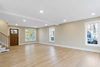 70 Magnolia Street, Bristol, RI 02809 - Photo 4