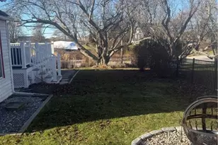 299 Prospect Ave, Middletown, RI 02842 - Photo 28