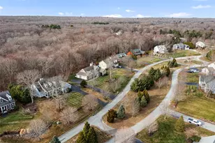 188 Delano Dr, North Kingstown, RI 02852 - Photo 4