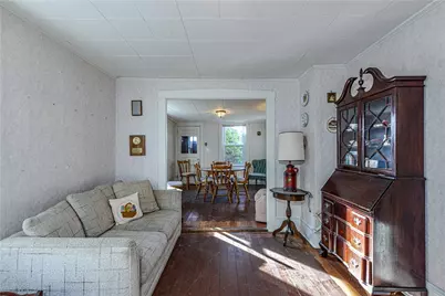 318 Mitchell's Lane, Middletown, RI 02871 - Photo 10