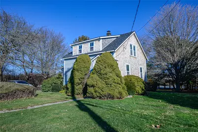 318 Mitchell's Lane, Middletown, RI 02871 - Photo 4