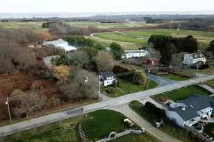 318 Mitchell's Ln, Middletown, RI 02871 - Photo 36