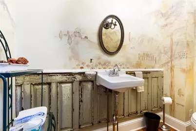 26 Thames Street, Newport, RI 02840 - Photo 22