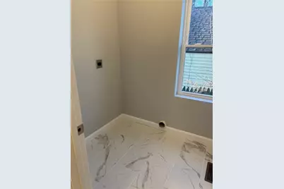 184 Avenue C #M4, Woonsocket, RI 02895 - Photo 16