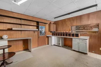 585 Warren Avenue, East Providence, RI 02914 - Photo 12