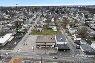 585 Warren Ave, East Providence, RI 02914 - Photo 44